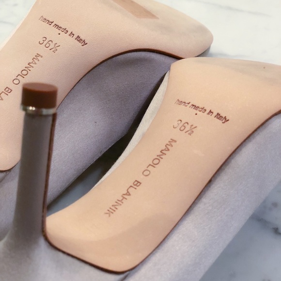 NWOT✨Manolo Blahnik Hangisi 70mm Satin Grey Pumps - Picture 6 of 8